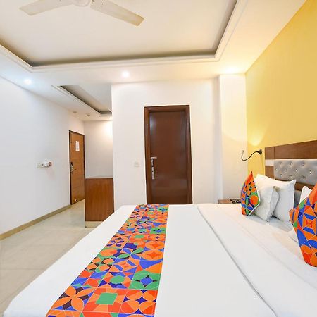Fabhotel The Kings Plaza New Delhi Exterior foto