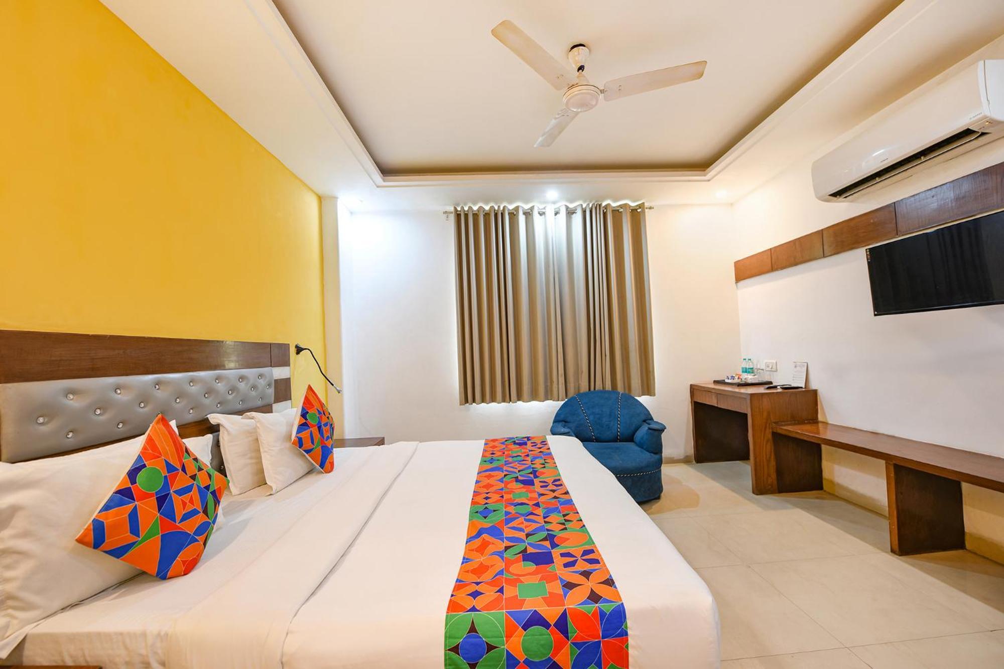 Fabhotel The Kings Plaza New Delhi Exterior foto