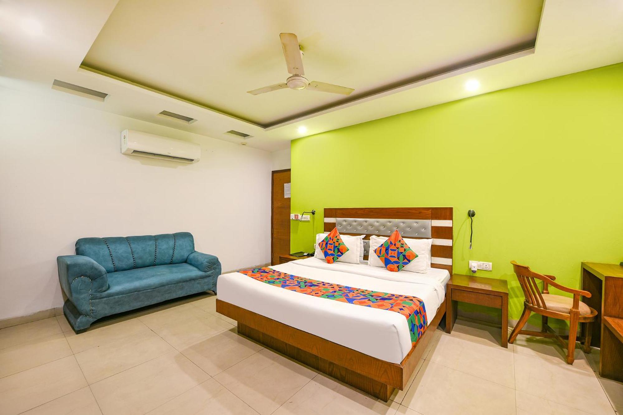 Fabhotel The Kings Plaza New Delhi Exterior foto
